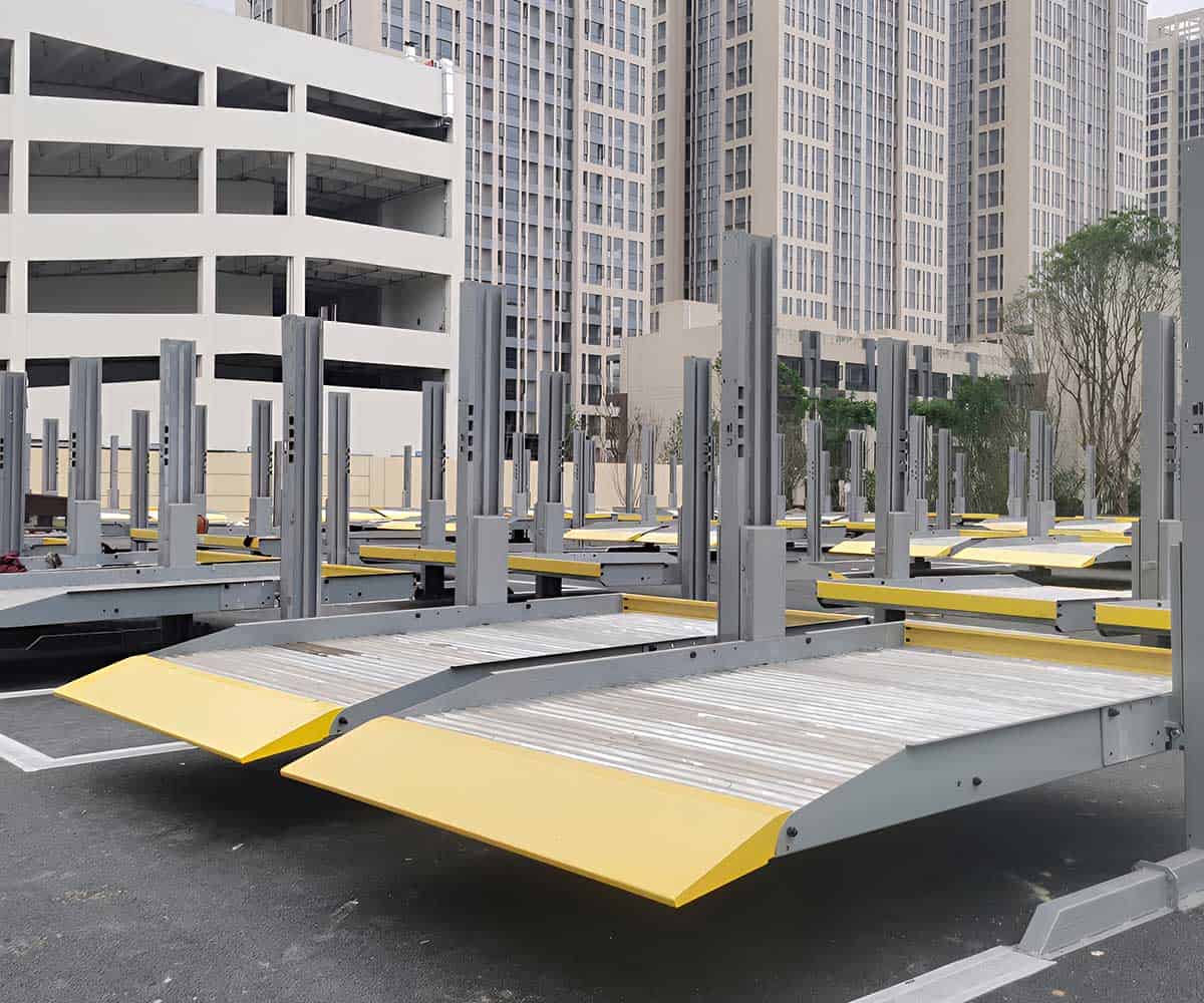 六层升降横移立体停车设备的结构安全